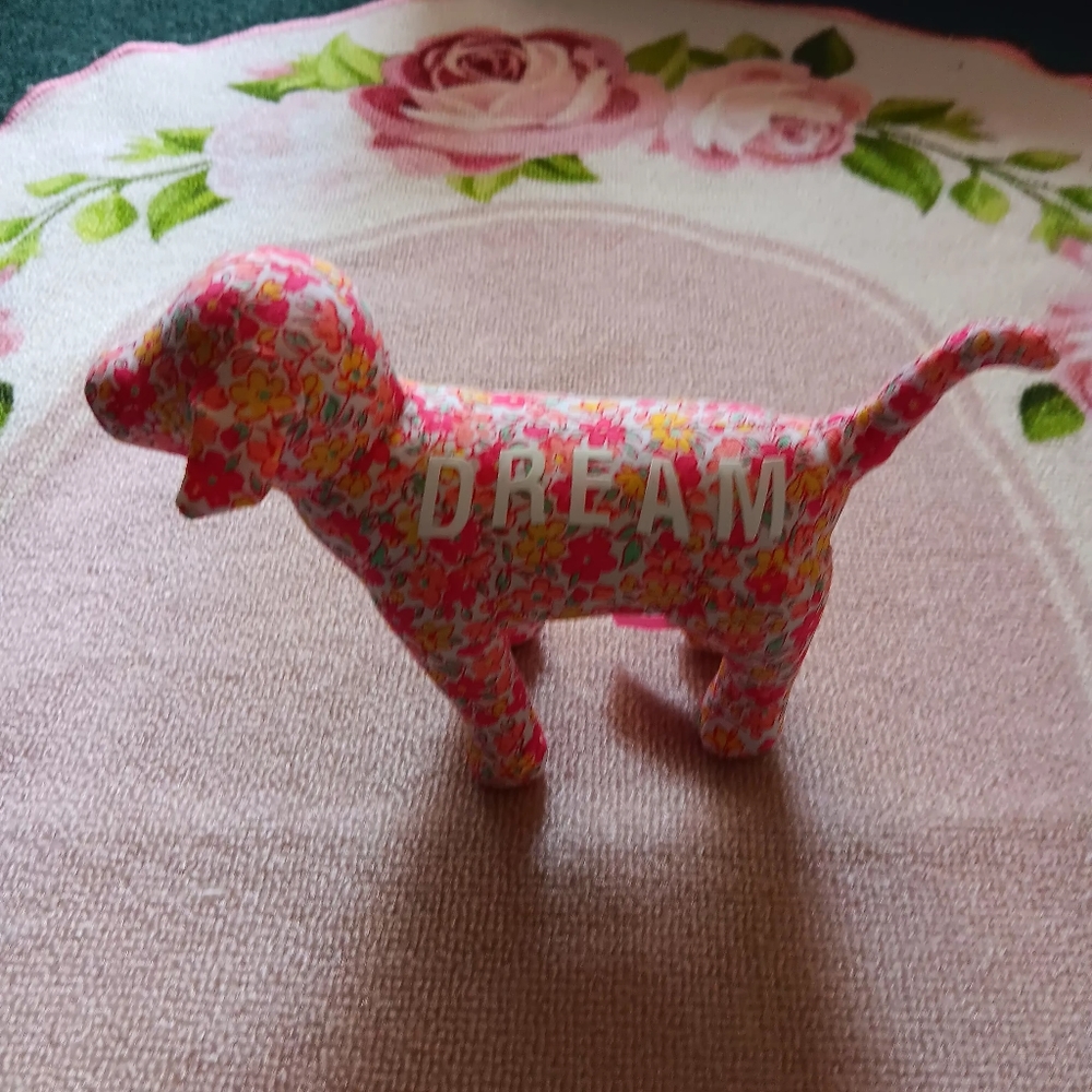 Victoria secret Pink Dream dog